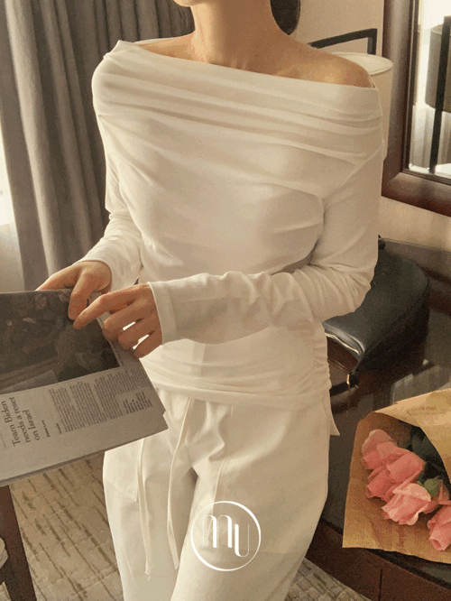 [MADE] 르민 셔링 봄 오프숄더 슬림핏  드레이프 티셔츠